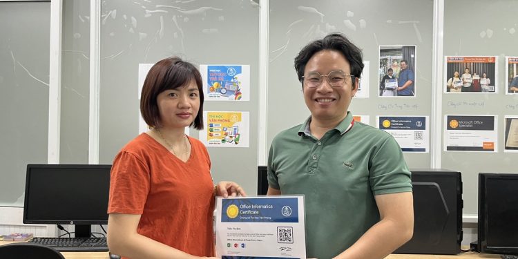 Giáo Viên & Học Viên